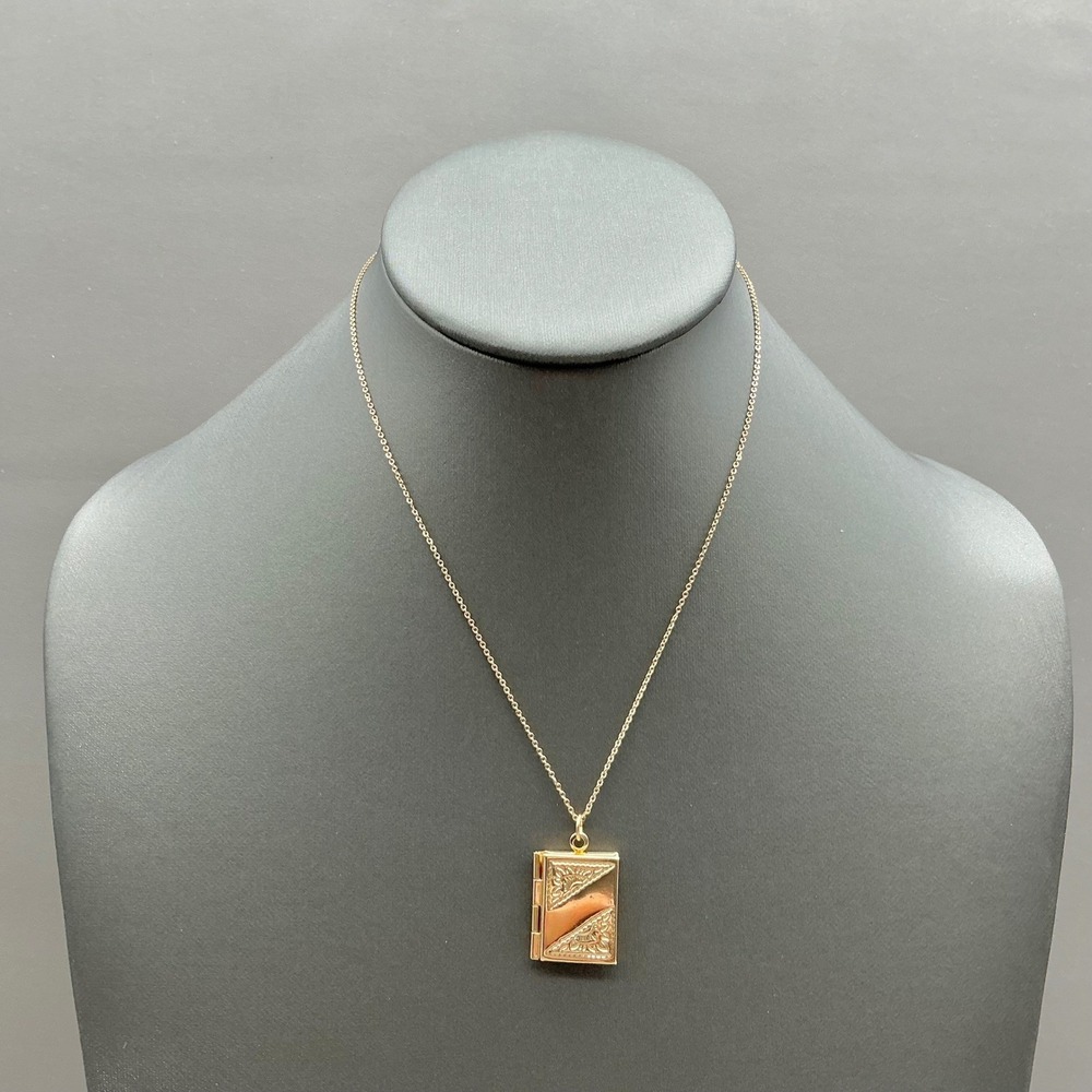 Maurices‎ Necklace Women Gold Tone Book Locket Etched Floral Pendant 18-21 Inch